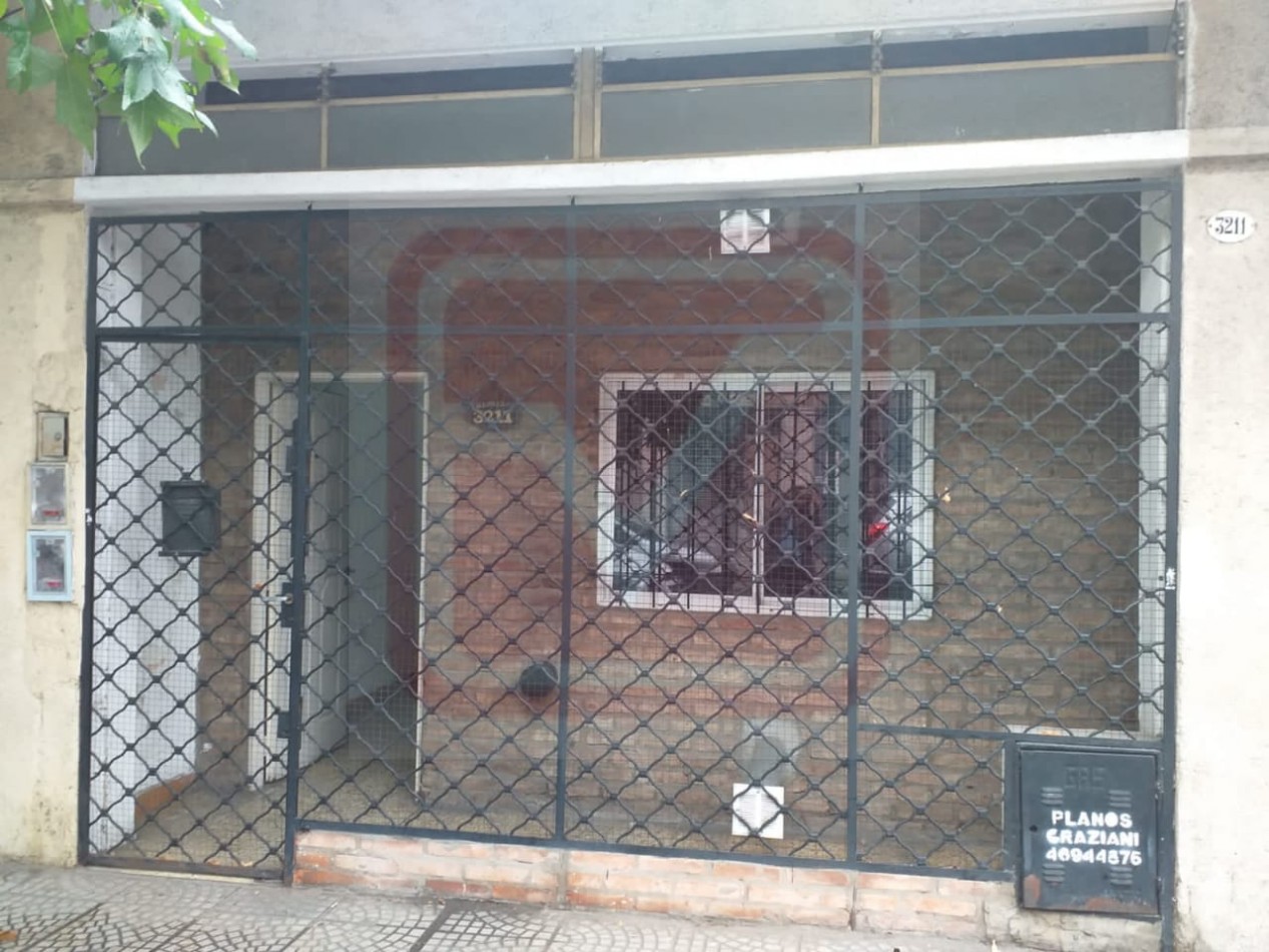 Alquiler. Oficina, consultorios. Madrid 3211. Isidro Casanova. 