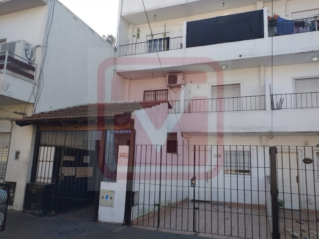Venta. Departamento dos ambientes. Centenera 2082. San Justo.