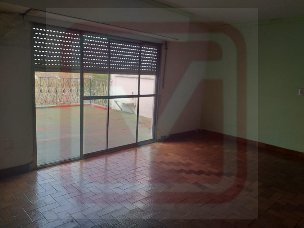 Depto dos ambientes. Olivieri 23. Isidro Casanova.