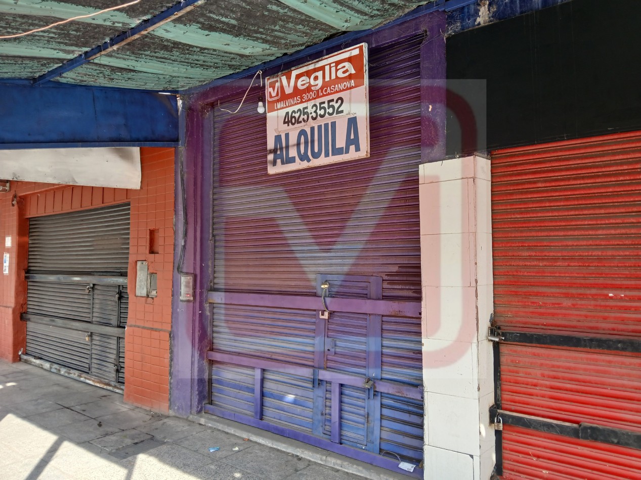 Local. Cristiania 5875. Isidro Casanova.