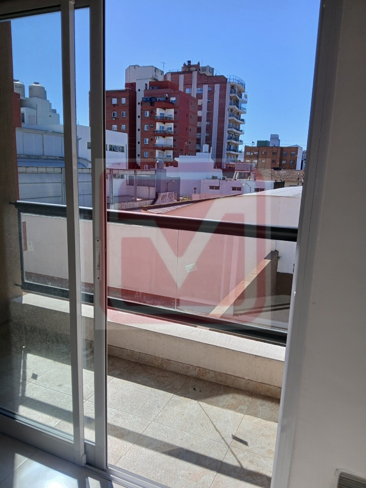 Monoambiente. Jujuy 3154. San Justo.
