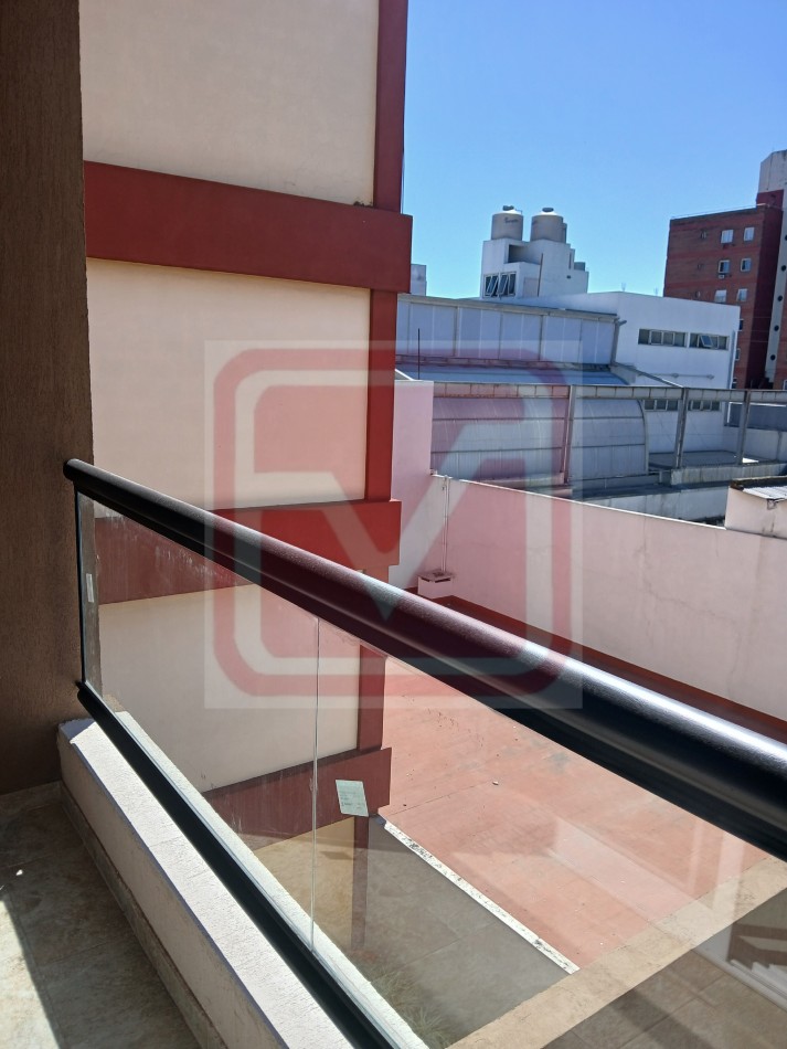 Monoambiente. Jujuy 3154. San Justo.
