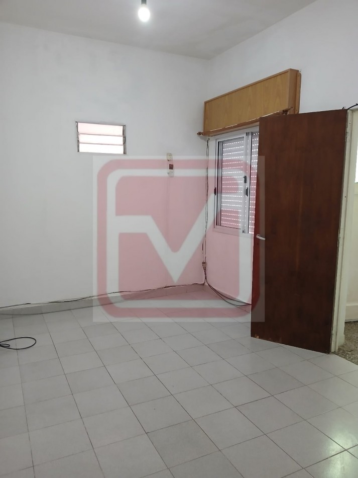 Depto dos amb. Quito 5676. Isidro Casanova. 