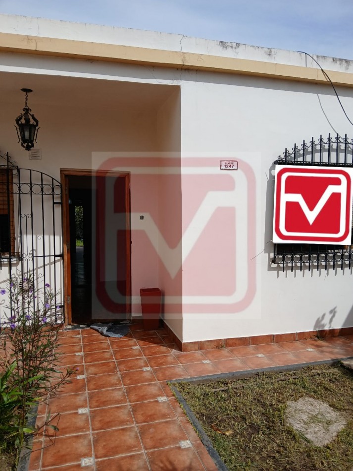 Vivienda de cuatro ambientes. Marcelo T. de Alvear 1246. Rafael Castillo.