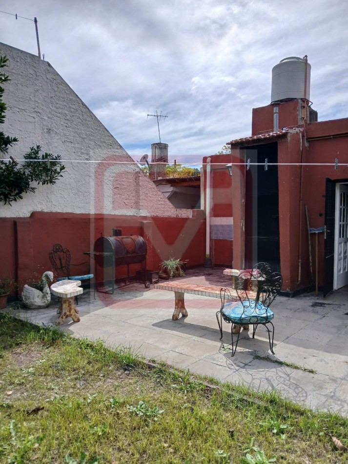 Vivienda de cuatro ambientes. Marcelo T. de Alvear 1246. Rafael Castillo.