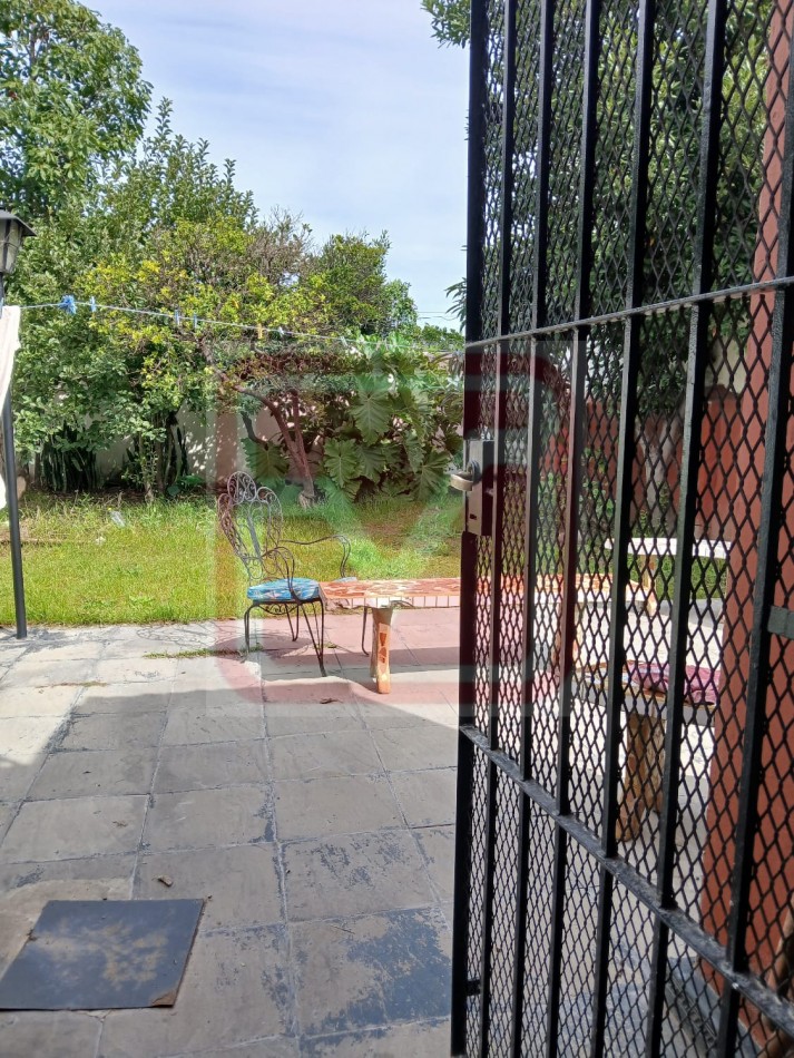 Vivienda de cuatro ambientes. Marcelo T. de Alvear 1246. Rafael Castillo.