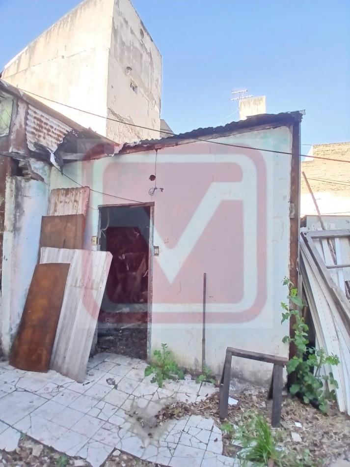 Lote. Larrea 2669. Lomas del Mirador.