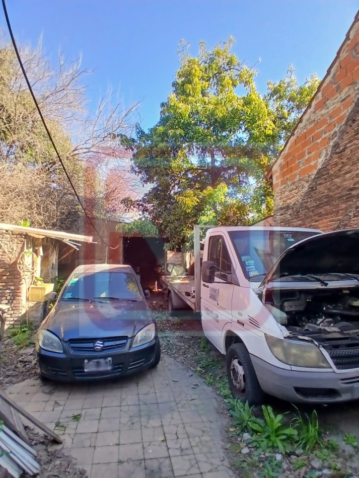 Lote. Larrea 2669. Lomas del Mirador.
