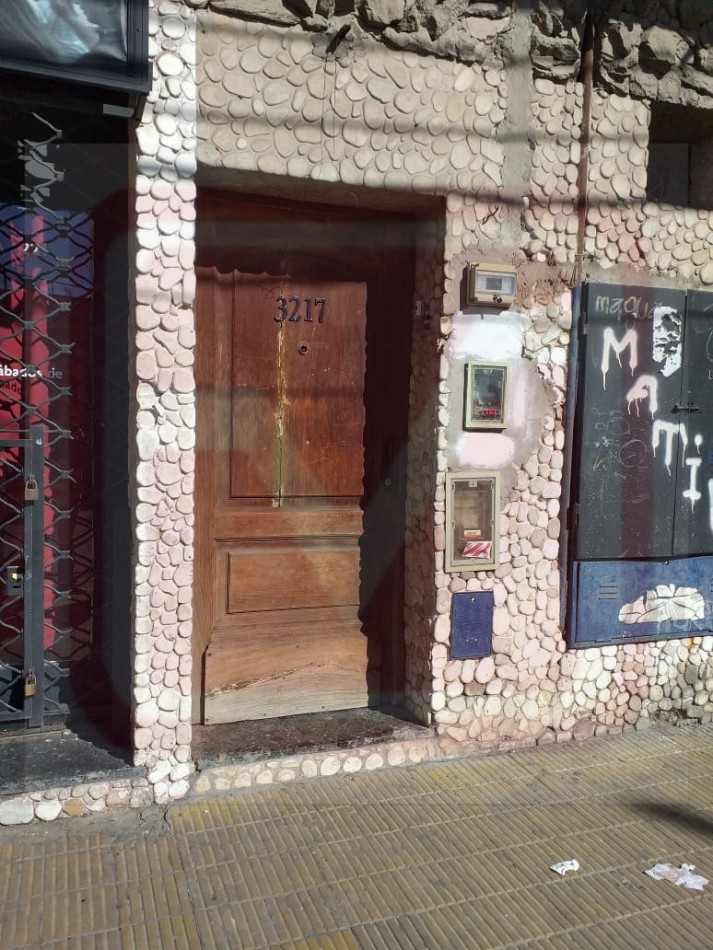 Depto tres amb. Roma 3217. Isidro Casanova.