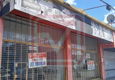 Local. Av. Carlos Casares 623. Rafael Castillo. 