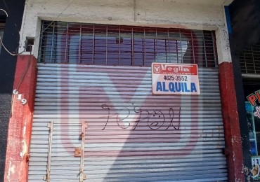 Local. Av. Carlos Casares 619. Rafael Castillo.